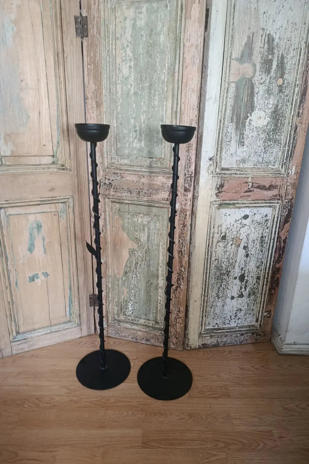 Candelabros de Fierro Artesanales - Con y Sin Hojitas
