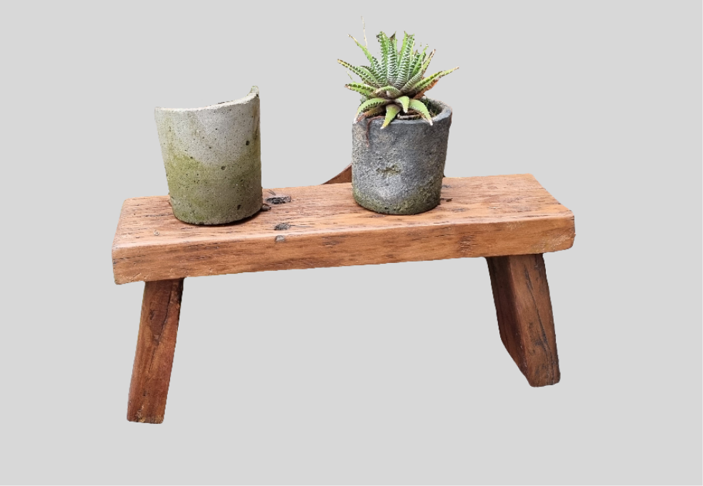 Apoya pies o banqueta