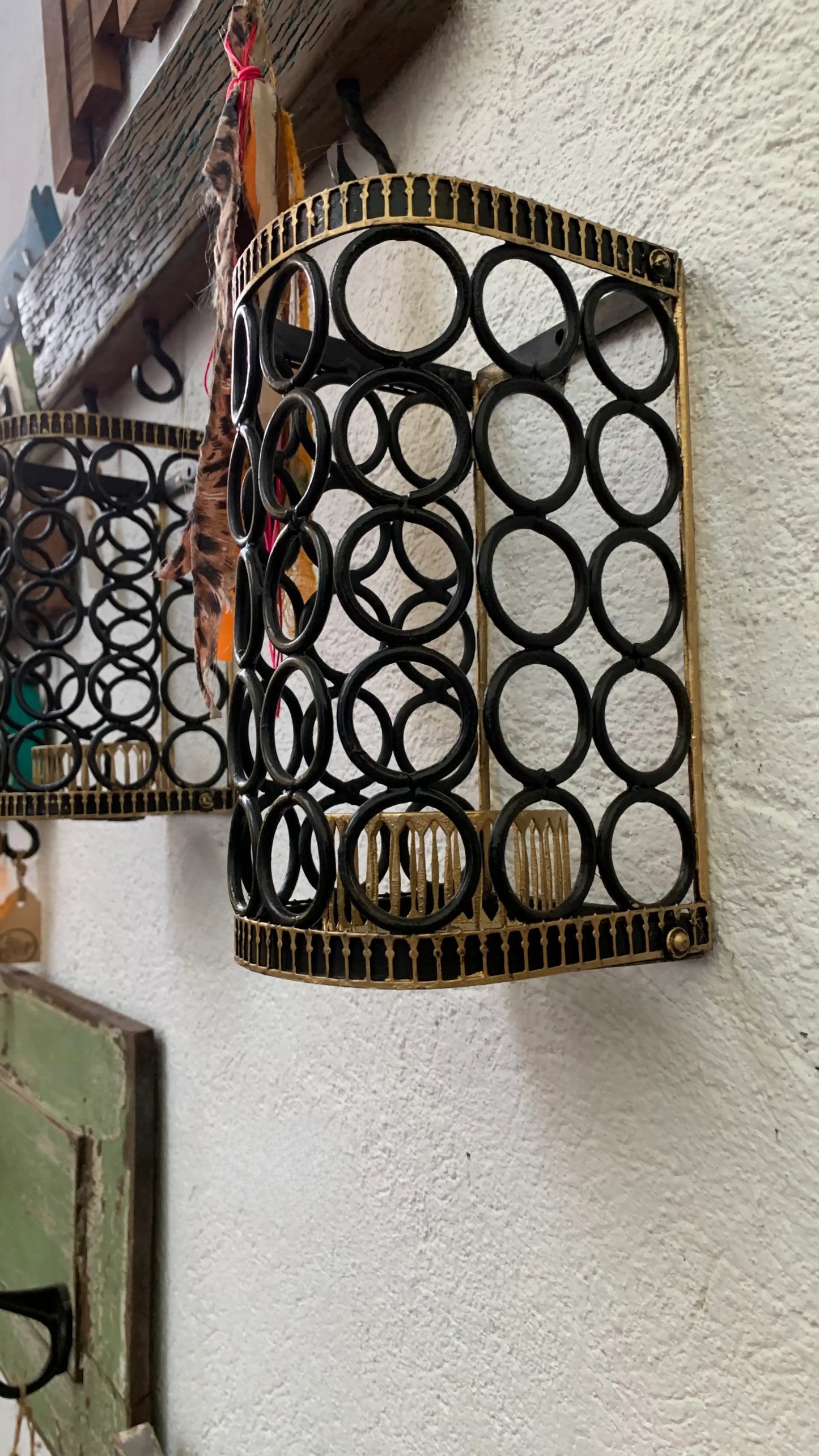 Lámpara de Pared Aros — Negro y Dorado (par)