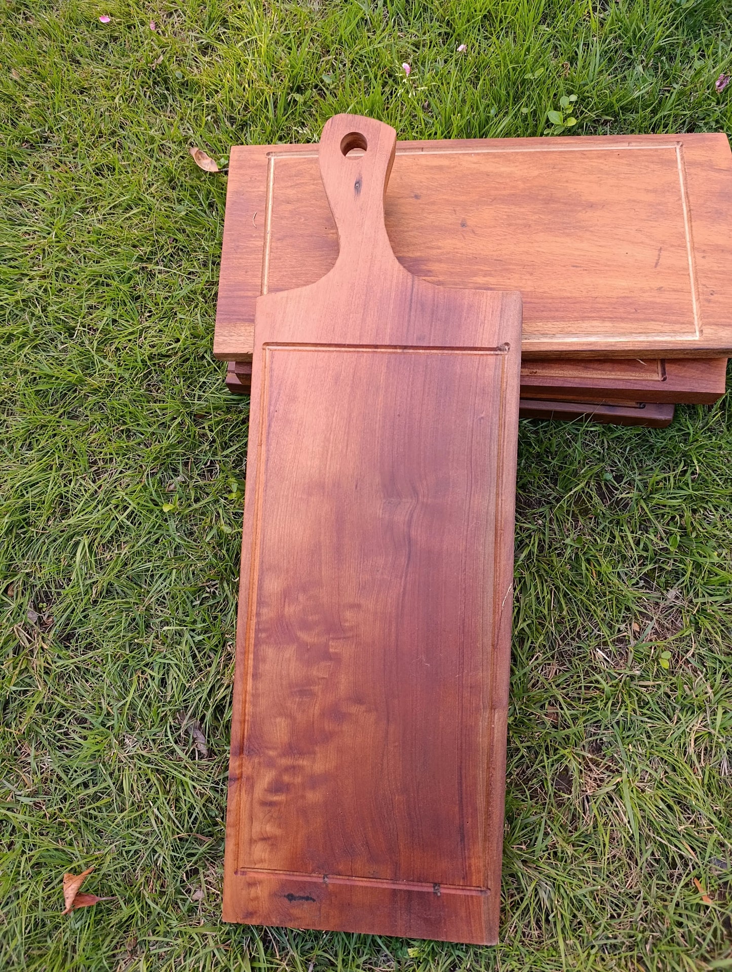 Tabla de carne rústica de Madera Noble o para Picoteo