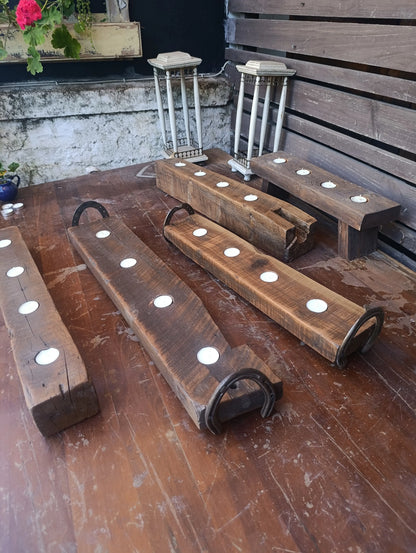 Portavelas Rústico de Madera de Demolición