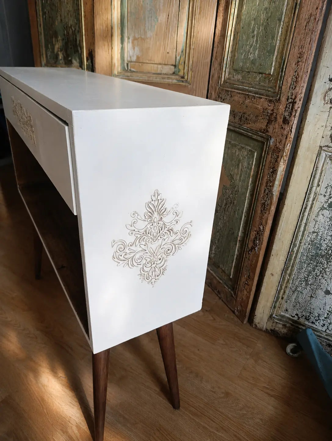 Arrimo vintage Color crema envejecido