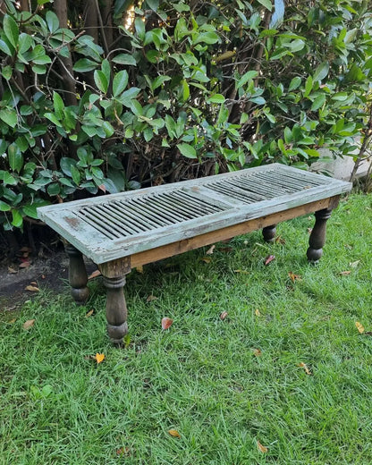 Banca / Mesa Upcyclyng: Mueble con Historia de Celosíaa y madera reciclada