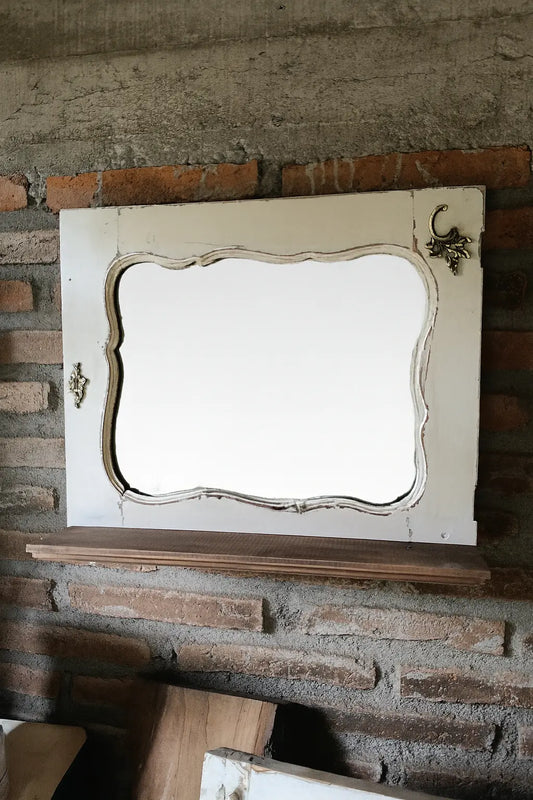 Espejo de Puerta Normando con Bocallave de Bronce y Repisa