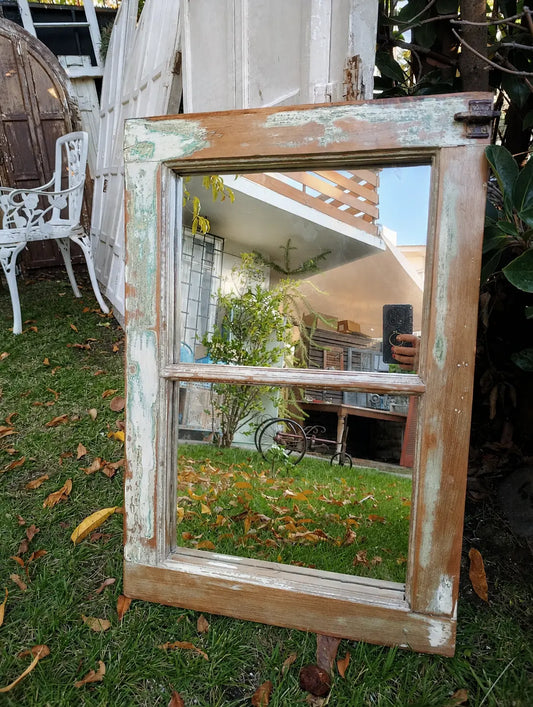 Espejo de Ventana Antigua Refaccionada 73x50