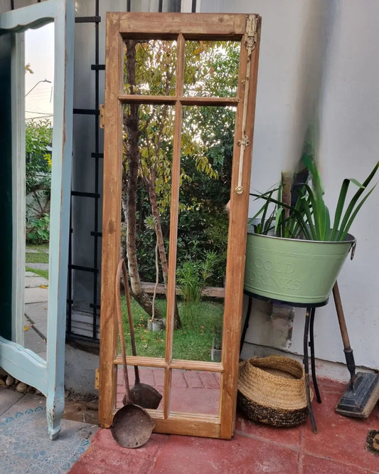 Espejo marco de antigua ventana de madera