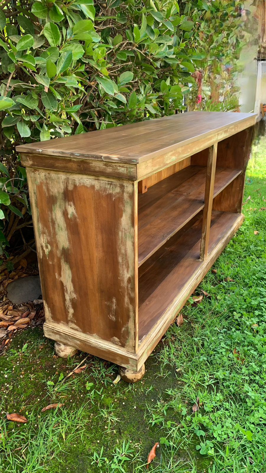Mueble de madera tipo buffet a pedido