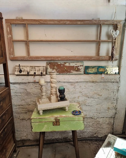 Antiguo Marco de Ventana Refaccionado