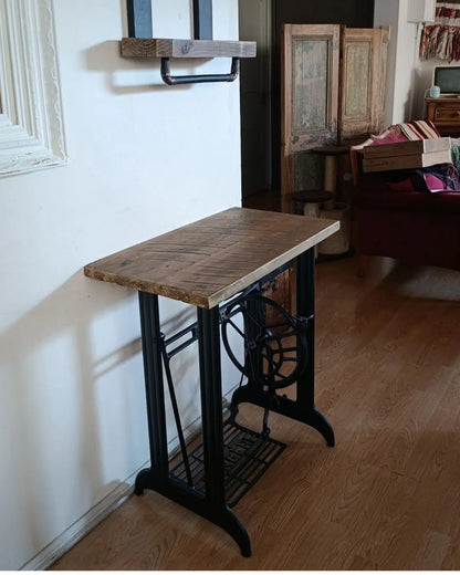 Mesa-Singer-fierro-fundido-cubierta-madera-completa