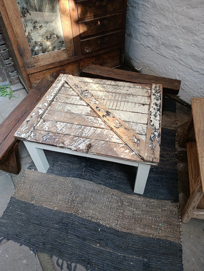 Mesa de Centro Cubierta puerta de demolición