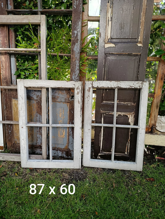 Ventana Antigua de Madera Noble Rescatada – Pieza Única con Historia | dePostigo