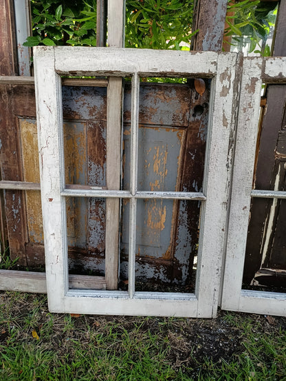 Ventana Antigua de Madera Noble Rescatada – Pieza Única con Historia | dePostigo