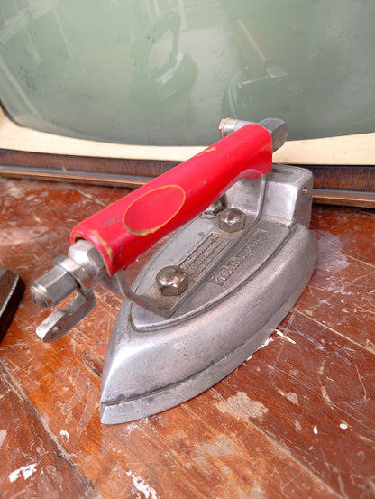 Plancha de Sastre Industrial Minimax – Hierro Fundido c.1950