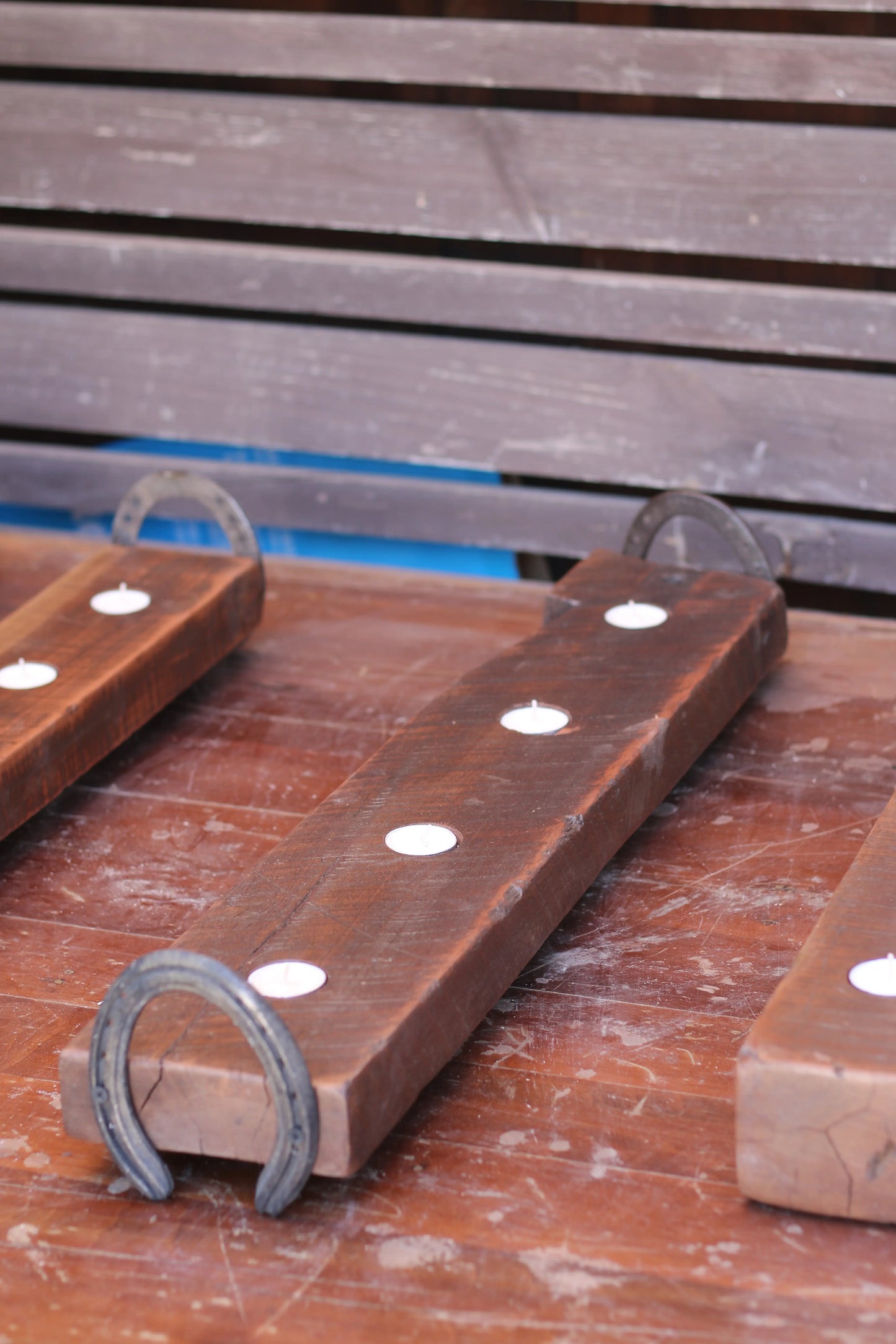 Portavelas Rústico de Madera de Demolición