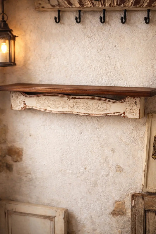 Repisa curva de madera con cubierta  de madera