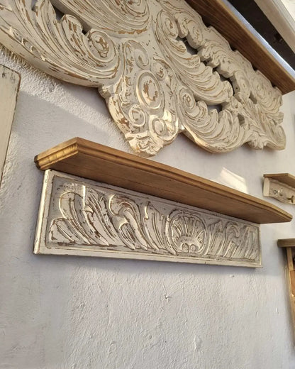 Repisa de Madera tallada – Elegancia y Sostenibilidad en Cada Detalle