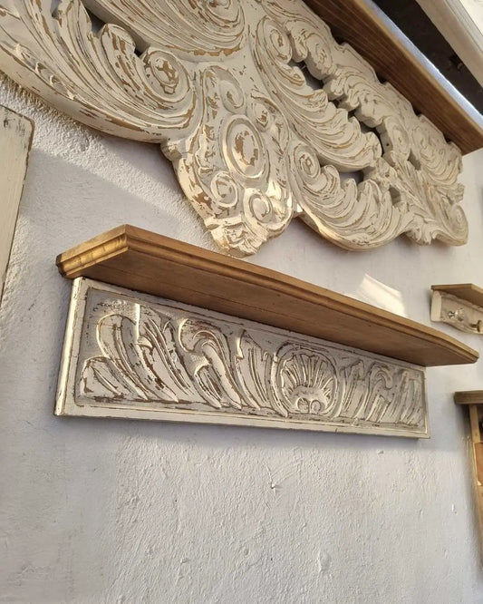 Repisa de Madera tallada – Elegancia y Sostenibilidad en Cada Detalle