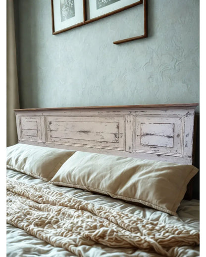 Respaldo de cama King de postigo