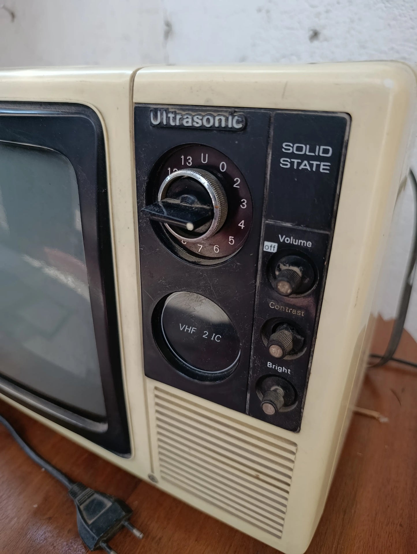 TV_ultrasonic_detalle