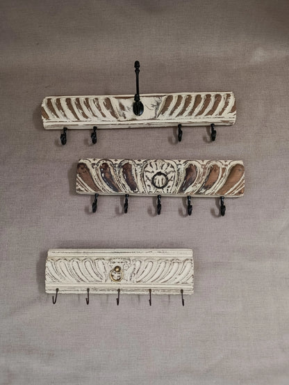 Percheros vintage tallados | Rescate de cajones antiguos