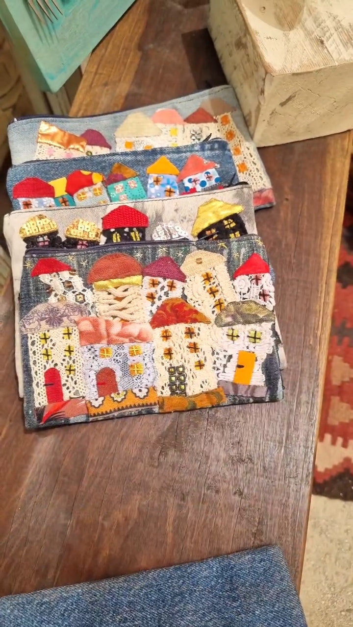 Escuches de Jeans hechos  y decorados a mano