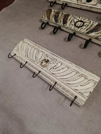 Percheros vintage tallados | Rescate de cajones antiguos