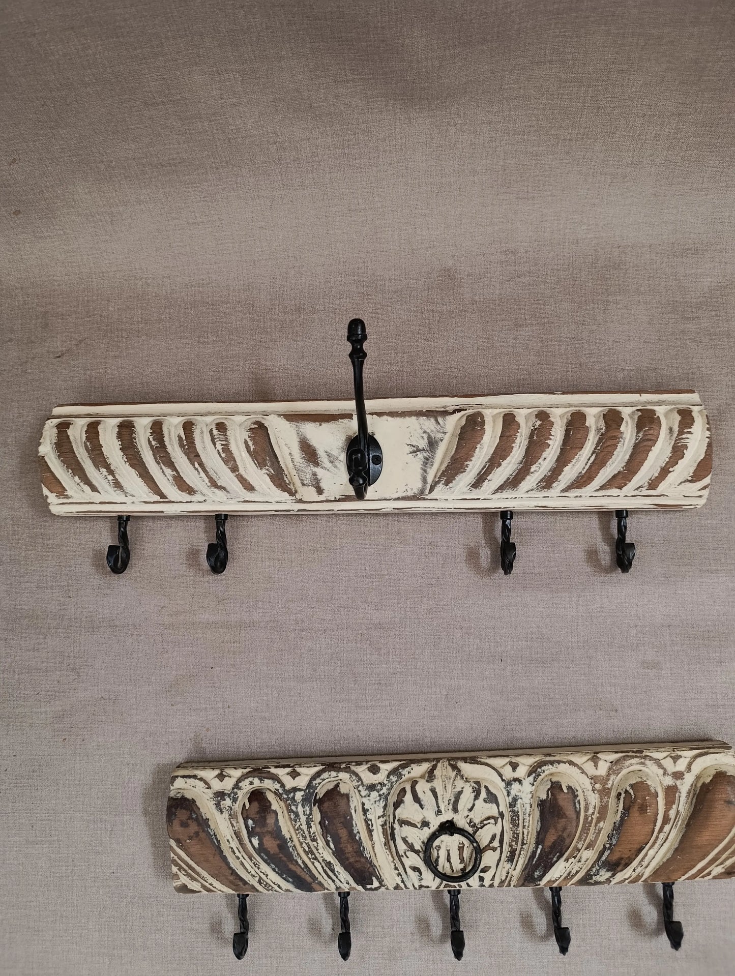 Percheros vintage tallados | Rescate de cajones antiguos