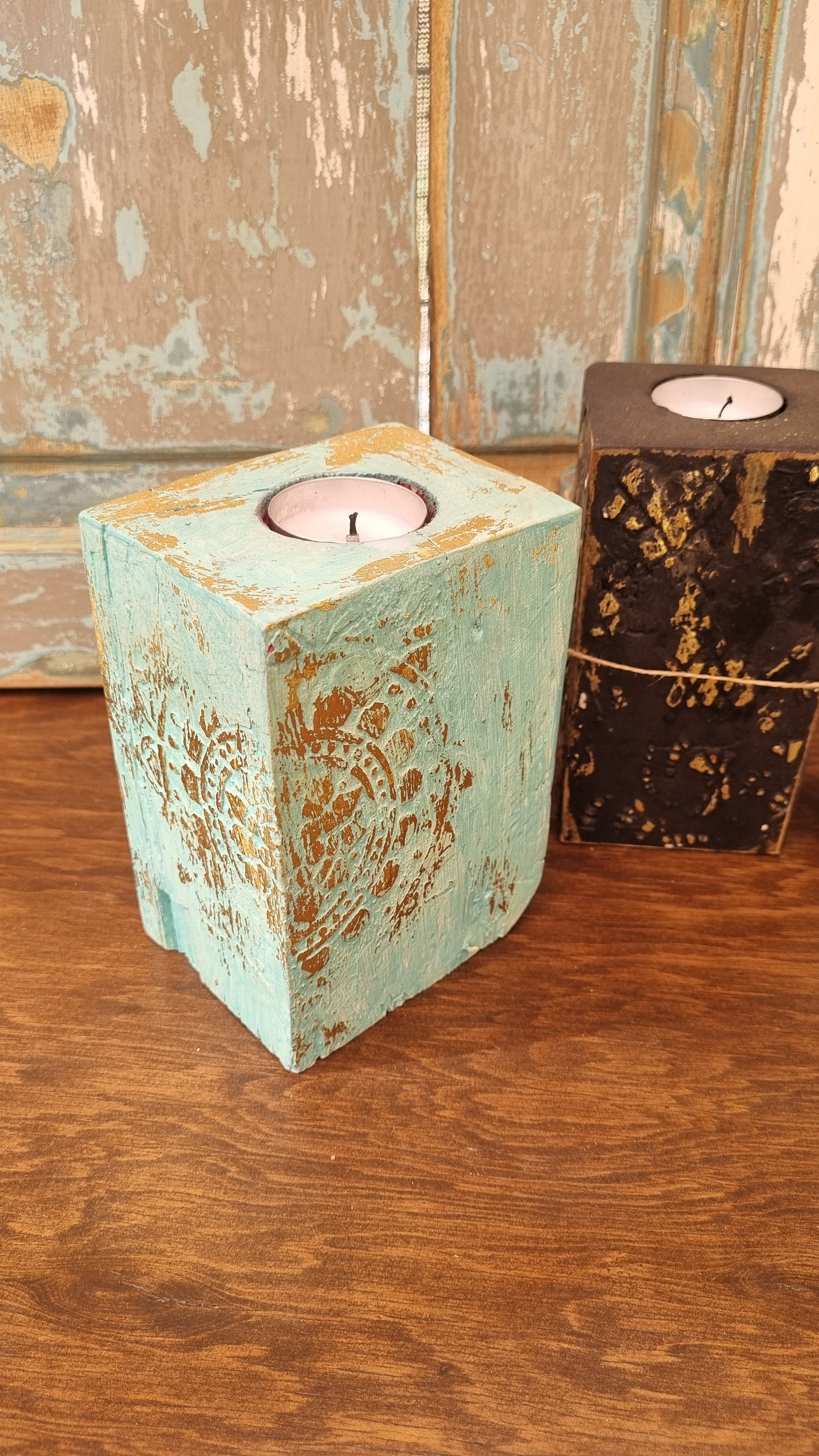 Portavela y aromatizador de madera de pallet