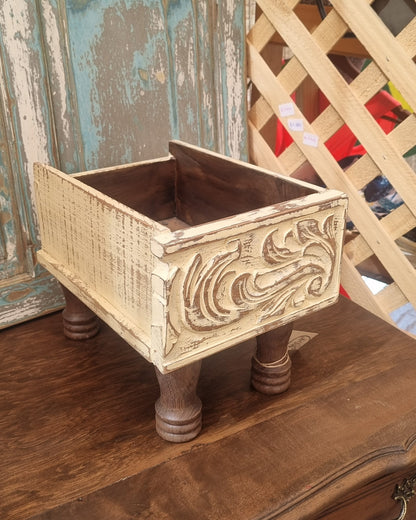 Caja Vintage con Patitas