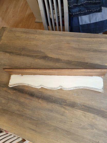 Repisas de madera única y con historia