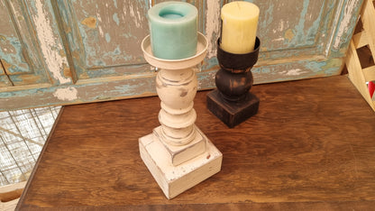Candelabros de maderas rescatadas de muebles