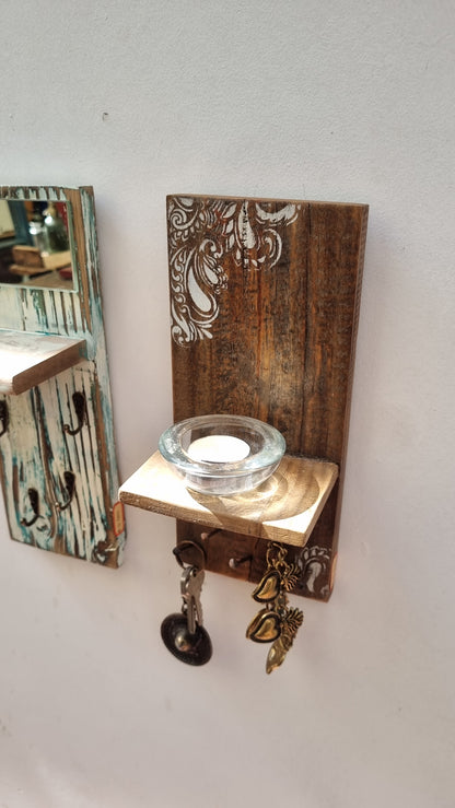 Perchero de pared para llaves y accesorios con vela aromática