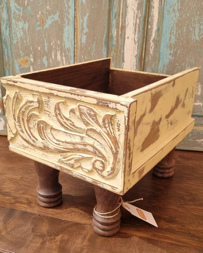 Caja Vintage con Patitas